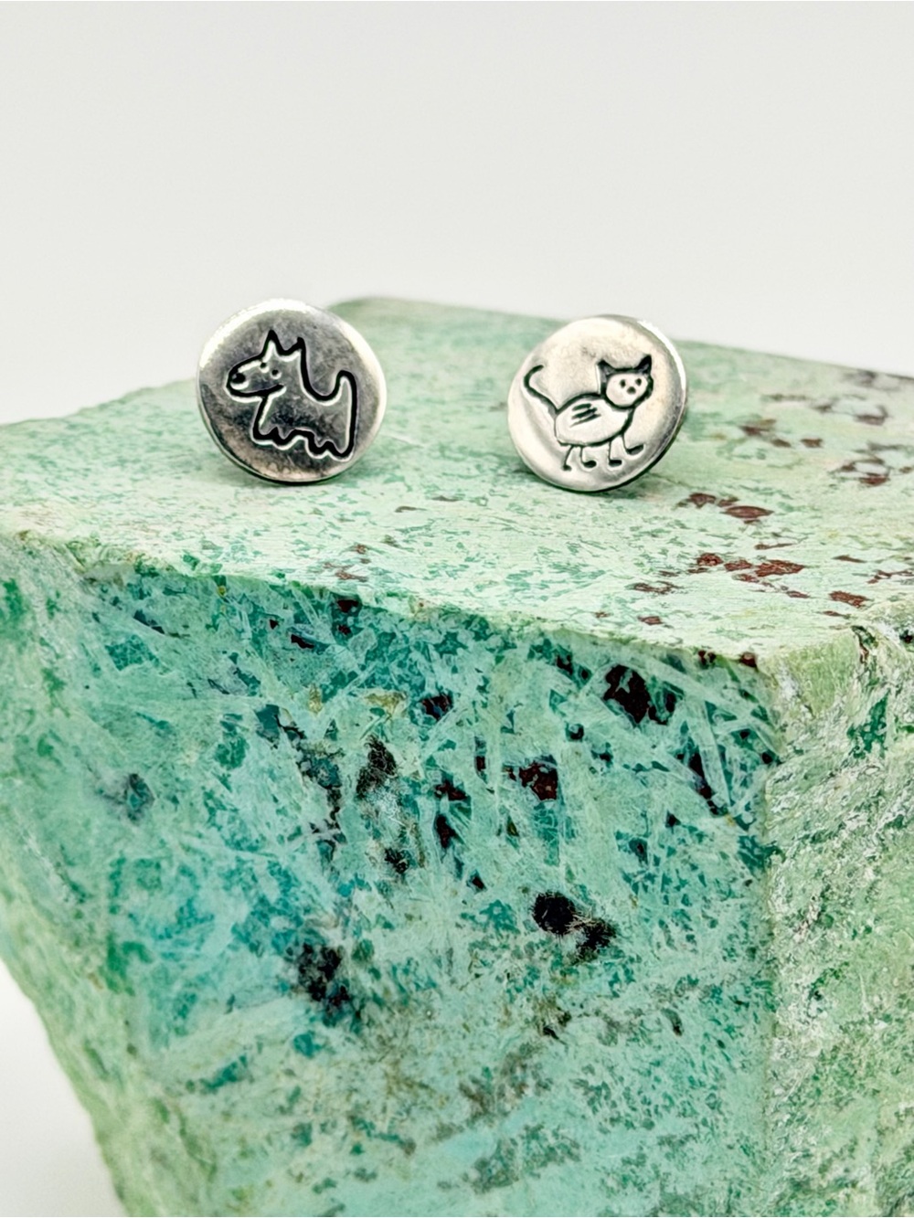 Silpada Rare 🦄 HTF Petite Sterling Silver Cat & Dog Studs on Posts Earrings